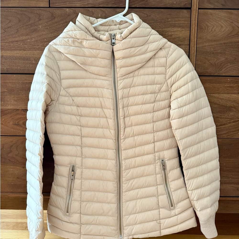 Soia and Kyo Lightweight Down Cream Quilted Puffer Jacket